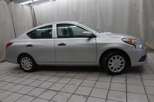 2019 Nissan Versa 1.6 S