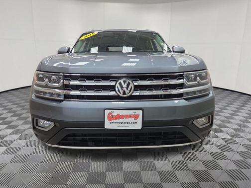 Platinum Gray Metallic 2019 Volkswagen Atlas 3.6L SEL