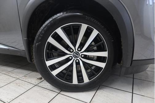 2023 Nissan Pathfinder Platinum 4WD