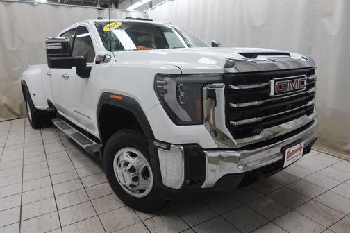 2024 GMC Sierra 3500 SLT