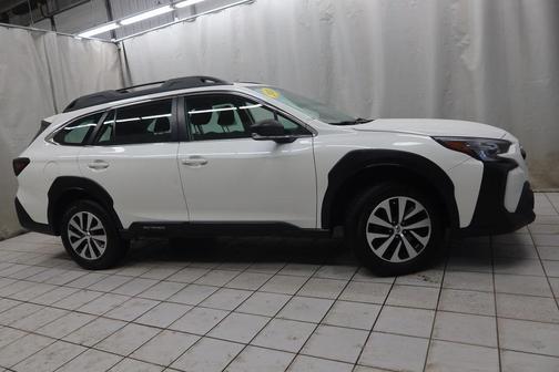 2024 Subaru Outback Base
