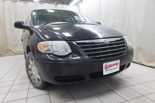 2006 Chrysler Town & Country Touring