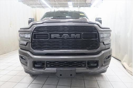 2024 RAM 3500 Limited Mega Cab 4x4 6'4' Box