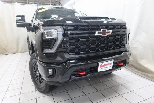 2024 Chevrolet Silverado 2500 4WD Crew Cab Standard Bed ZR2
