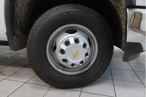 2024 Chevrolet Silverado 3500 WT