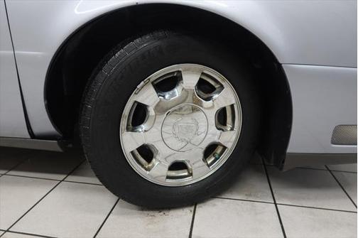 2005 Cadillac DeVille Base