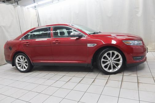 2017 Ford Taurus Limited