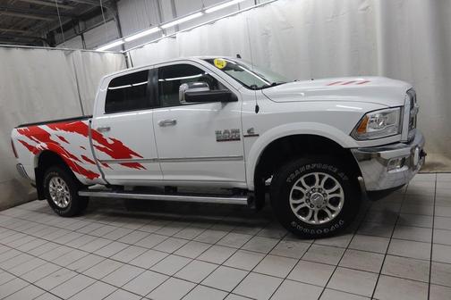 2018 RAM 2500 Laramie Crew Cab 4x4 6'4' Box