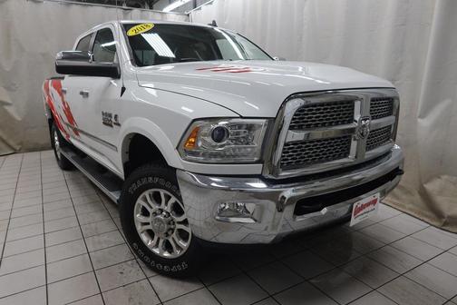 2018 RAM 2500 Laramie Crew Cab 4x4 6'4' Box