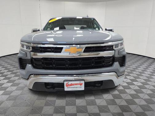 Slate Gray Metallic 2024 Chevrolet Silverado 1500 LT