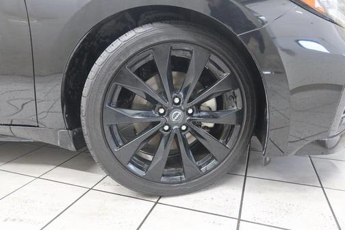 2023 Nissan Maxima SR Xtronic CVT