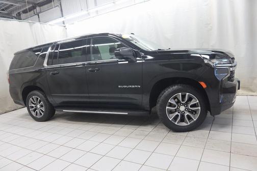 2023 Chevrolet Suburban LS
