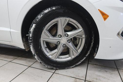 2022 Hyundai SONATA SE