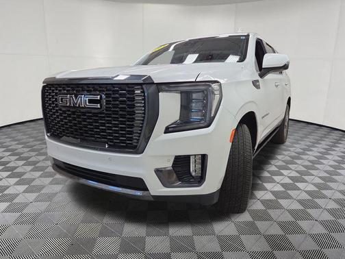 White Frost Tricoat 2023 GMC Yukon Denali Ultimate