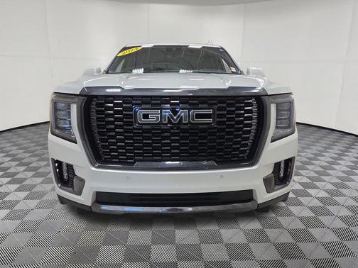White Frost Tricoat 2023 GMC Yukon Denali Ultimate