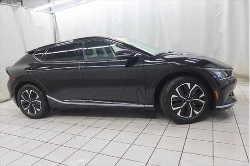 2022 Kia EV6 Wind