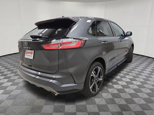 Gray 2021 Ford Edge SEL