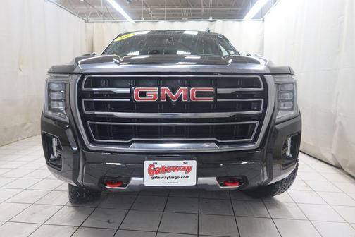 2023 GMC Yukon XL AT4