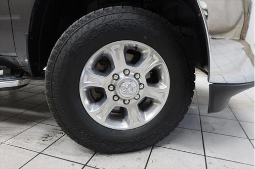 2022 RAM 3500 Big Horn Mega Cab 4x4 6'4' Box