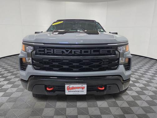 Slate Gray Metallic 2024 Chevrolet Silverado 1500 Custom Trail Boss