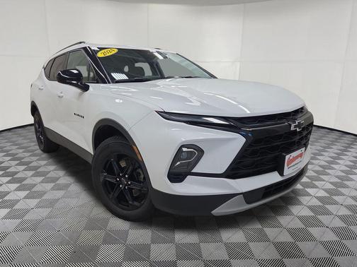 Summit White 2024 Chevrolet Blazer 2LT