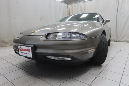 1999 Oldsmobile Aurora Base