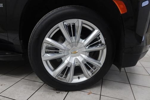2022 Chevrolet Tahoe 4WD High Country