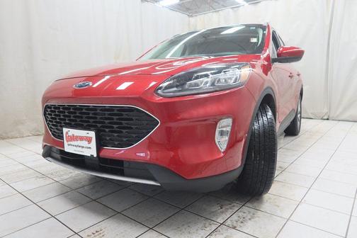 2022 Ford Escape Titanium