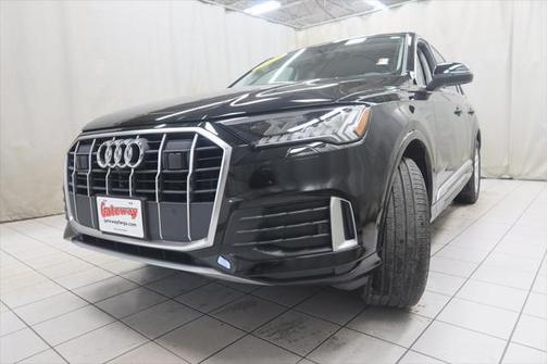 2023 Audi Q7 45 Premium Plus