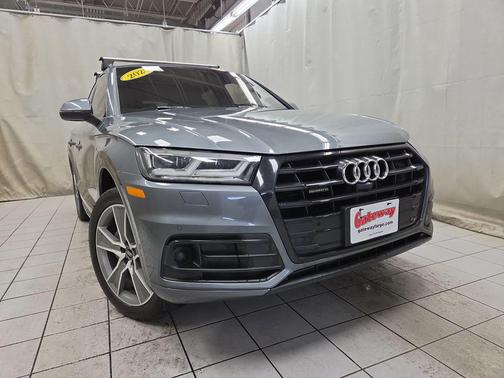 Monsoon Gray Metallic 2020 Audi Q5 45 Prestige