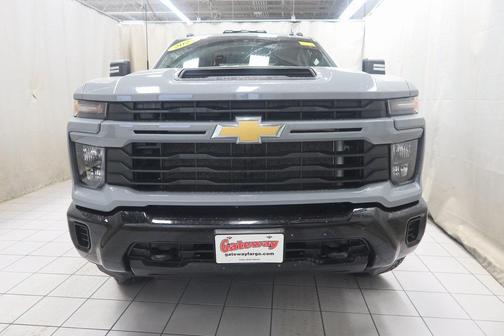 2024 Chevrolet Silverado 2500 Custom