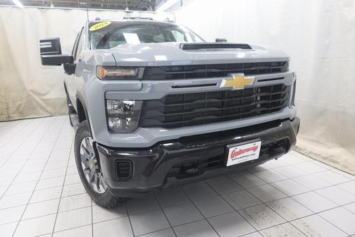2024 Chevrolet Silverado 2500 Custom