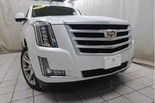 2017 Cadillac Escalade Luxury