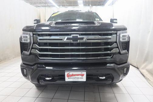 2024 Chevrolet Silverado 3500 High Country