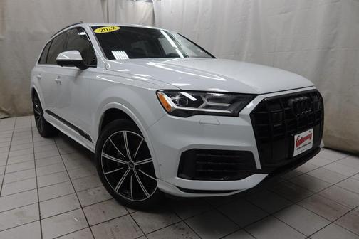 2022 Audi Q7 55 Premium Plus