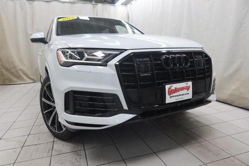 2022 Audi Q7 55 Premium Plus