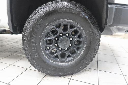 2024 Chevrolet Silverado 2500 4WD Crew Cab Standard Bed ZR2