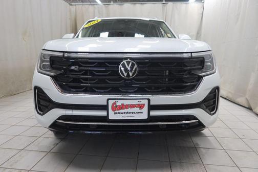 2024 Volkswagen Atlas 2.0T SEL Premium R-Line 4MOTION