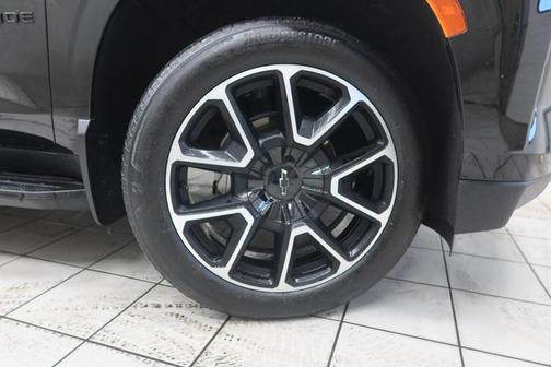 2023 Chevrolet Tahoe 4WD RST
