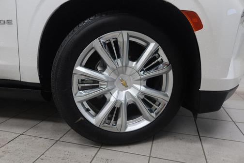 2022 Chevrolet Tahoe 4WD High Country