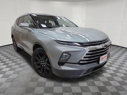 Sterling Metallic 2024 Chevrolet Blazer Premier