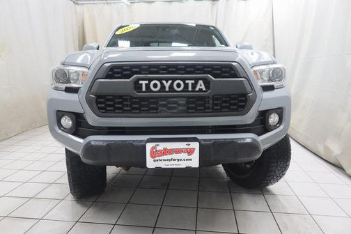 2020 Toyota Tacoma SR5