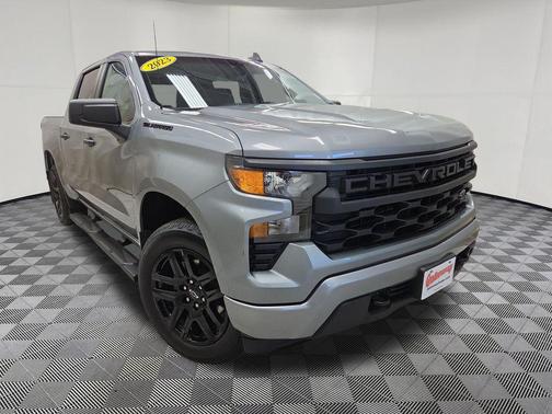 Sterling Gray Metallic 2023 Chevrolet Silverado 1500 Custom