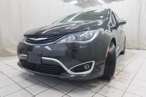 2019 Chrysler Pacifica Hybrid Limited