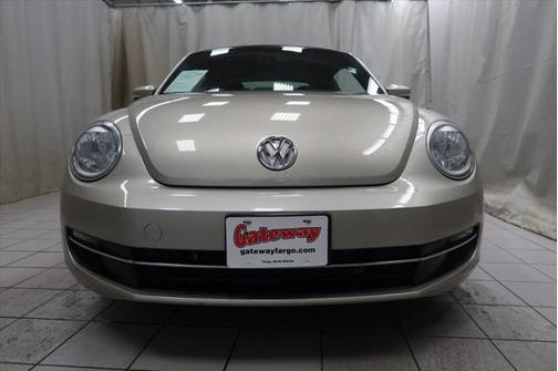 2013 Volkswagen Beetle 2.0L TDI