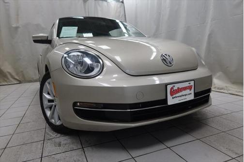 2013 Volkswagen Beetle 2.0L TDI