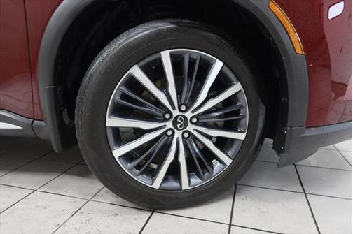 2023 INFINITI QX60 SENSORY