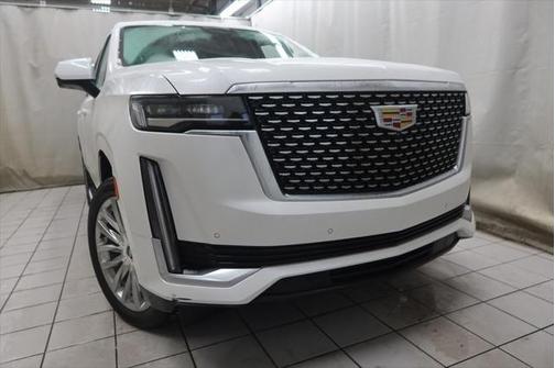 2022 Cadillac Escalade ESV Premium Luxury