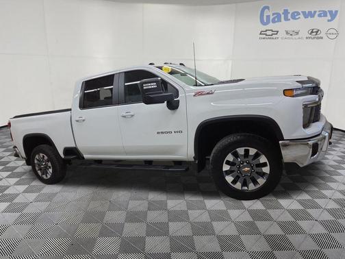 Summit White 2024 Chevrolet Silverado 2500 LT