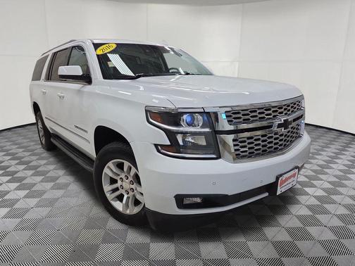 Summit White 2016 Chevrolet Suburban LT